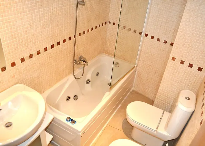 Suenos De Mar F5, 2 Dormitorios, Puerto Nautico, By Bookindenia Daire *